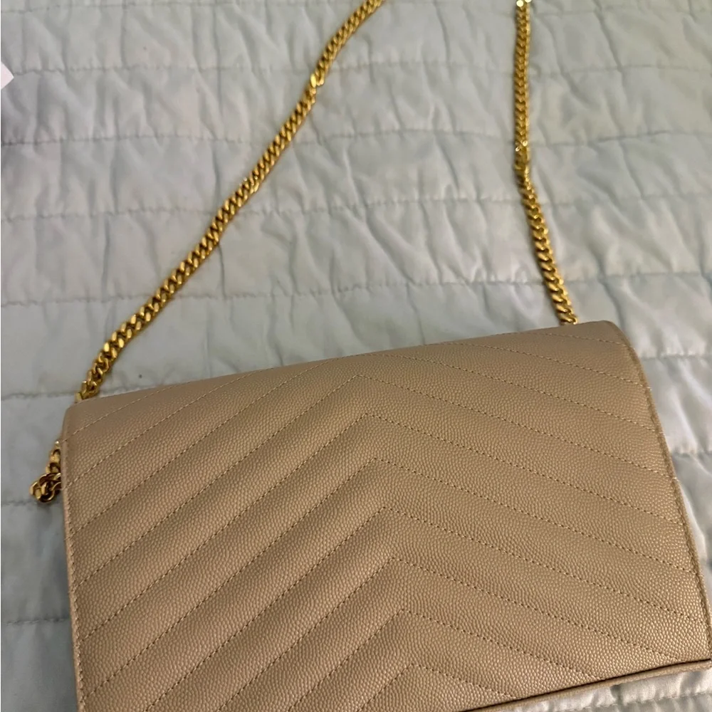 Saint Laurent Tan Quilted Clutch with Gold Logo - Picture 3 of 8